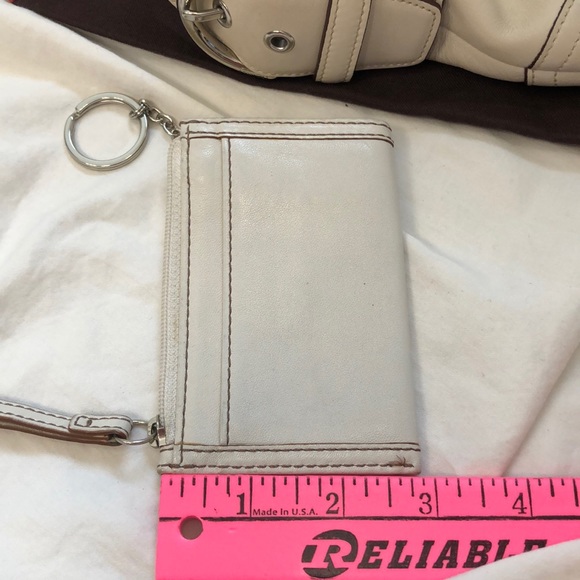 Authentic ivory leather Coach purse and wallet - Picture 5 of 9